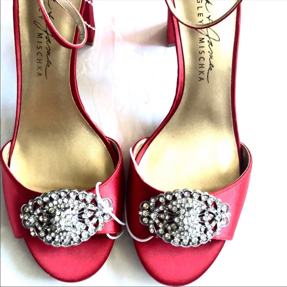 NEW Badgely Mischka satin ankle-strapped rhinestone encrusted red heels size 7M.
